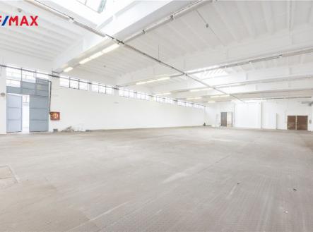 Pronájem - skladovací prostor, 542 m² obrázek