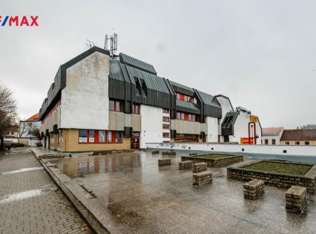 dsc-43.jpg | Pronájem - obchodní prostor, 1 305 m²