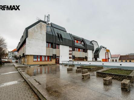 dsc-43.jpg | Pronájem - obchodní prostor, 1 305 m²