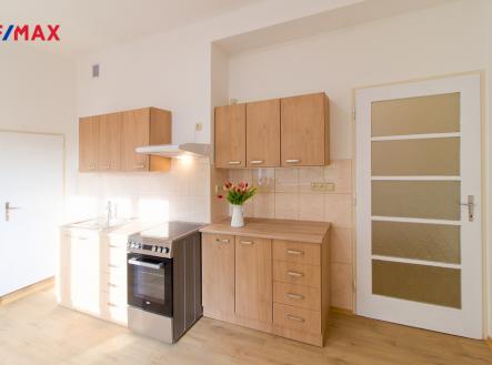 budejovicka-02-kuchyn.jpg | Pronájem bytu, 2+1, 75 m²