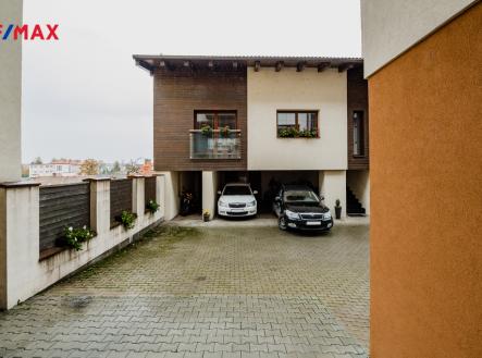 dsc-16.jpg | Prodej - kanceláře, 214 m²