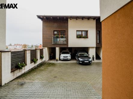 dsc-16.jpg | Prodej - kanceláře, 214 m²