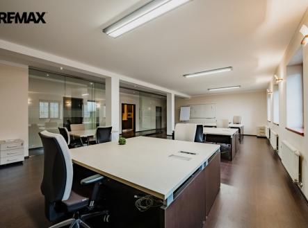 dsc-4.jpg | Prodej - kanceláře, 214 m²