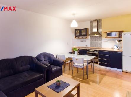 krc-07-pokoj01.jpg | Prodej bytu, 2+kk, 39 m²