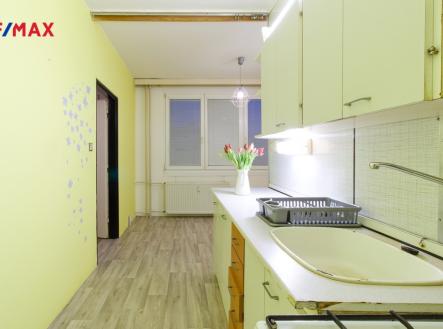 petrohradska-07-kuchyn.jpg | Pronájem bytu, 2+1, 66 m²