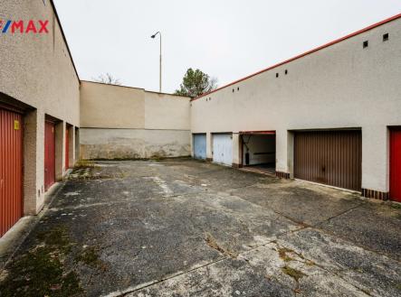 dsc-18.jpg | Prodej - malý objekt/garáž