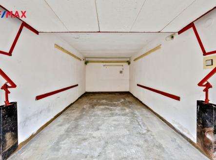 dsc-19.jpg | Prodej - malý objekt/garáž