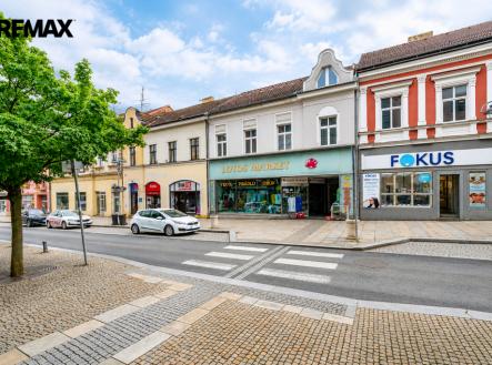 pohled-do-ulice.png | Pronájem - obchodní prostor, 528 m²