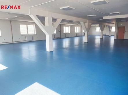 Pronájem - výrobní prostor, 418 m² obrázek