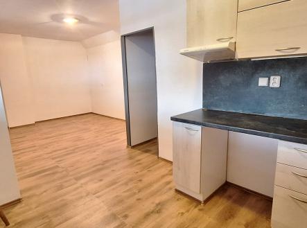 Pronájem bytu, 1+kk, 28 m² obrázek