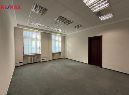 Pronájem - kanceláře, 96 m² obrázek