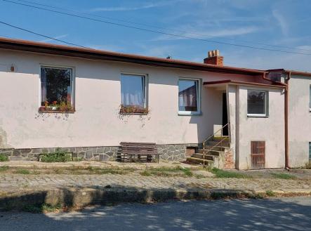 Budova | Pronájem - jiné, 142 m²