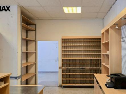Místnost 1 | Prodej - obchodní prostor, 98 m²