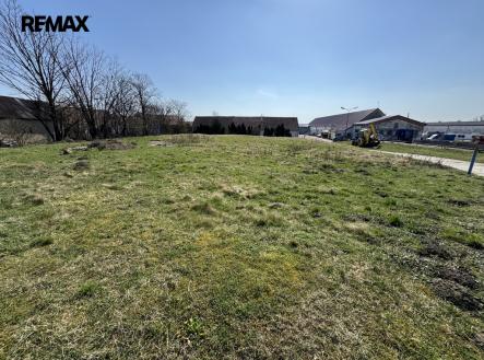 img-8079.jpg | Prodej - pozemek pro komerční výstavbu, 2 400 m²