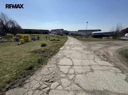 img-8080.jpg | Prodej - pozemek pro komerční výstavbu, 2 400 m²