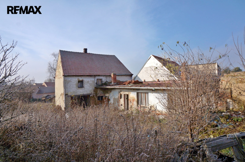 Pohled na dům ze zahrady