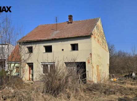 Čelní pohled na dům | Prodej - dům/vila, 150 m²