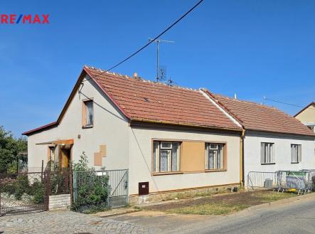 Pohled na dům | Prodej - dům/vila, 82 m²