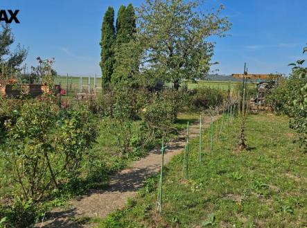 Zahrada za domem | Prodej - dům/vila, 82 m²