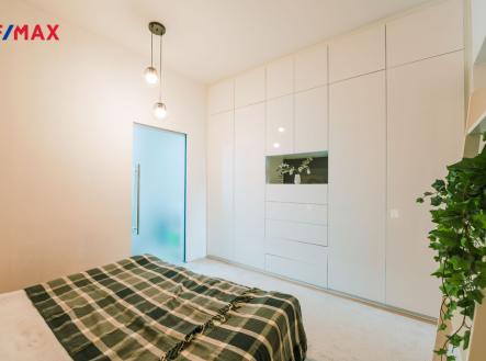 zenklova-12-1.jpg | Prodej bytu, 3+kk, 57 m²