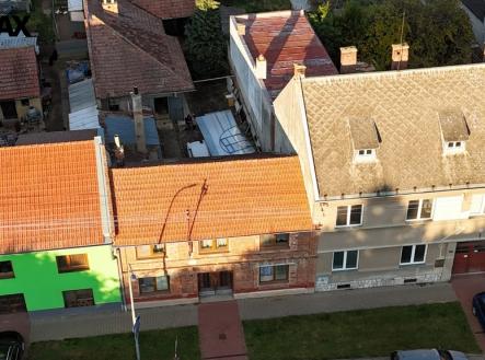 Pohled z výšky | Prodej - dům/vila, 120 m²