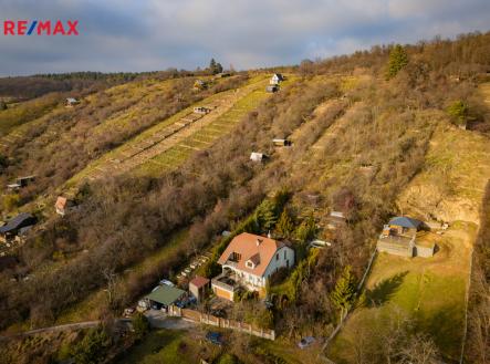 dji-20251119131814-0337-d.jpg | Prodej - dům/vila, 252 m²