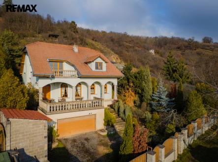 dji-20251119131349-0327-d.jpg | Prodej - dům/vila, 252 m²