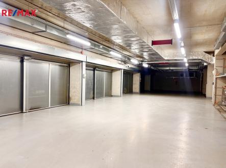 Příjezd k zakladači | Pronájem - malý objekt/garáž