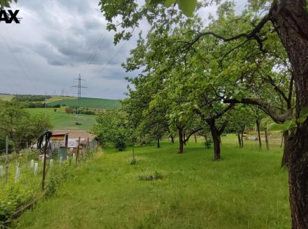 img-20240516-161337.jpg | Prodej - pozemek, zahrada, 1 279 m²