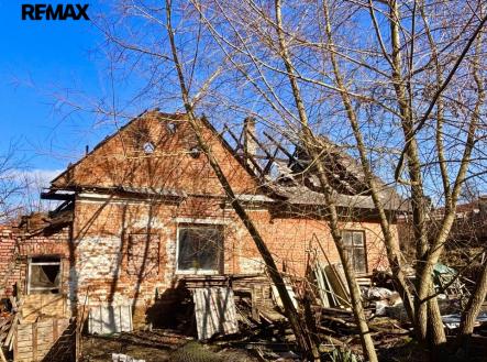 Pohled zezadu | Prodej - pozemek pro bydlení, 2 494 m²