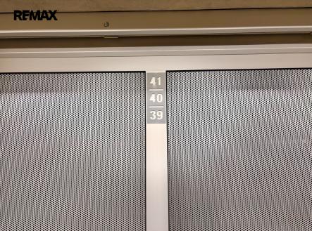 img-8235.jpg | Pronájem - malý objekt/garáž