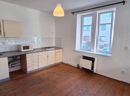 Komerční prostor | Pronájem - kanceláře, 17 m²