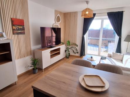 Obývací pokoj s kuchyňským koutem | Prodej bytu, 2+kk, 48 m²