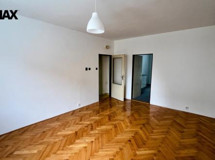 malinovskeho-obyvaci-pokoj-2.jpg | Pronájem bytu, 2+1, 69 m²