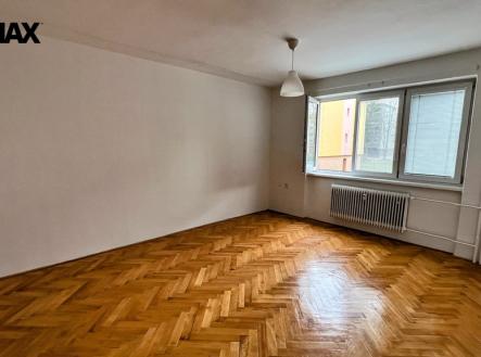 malinovskeho-obyvaci-pokoj-1.jpg | Pronájem bytu, 2+1, 69 m²