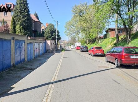 Garáž 18 m2 | Prodej - malý objekt/garáž