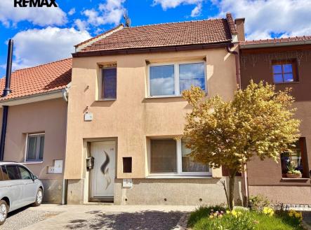 Pohled přední 1 | Prodej - dům/vila, 120 m²