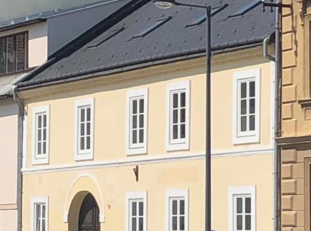 průčelí | Prodej - nájemní dům, 485 m²