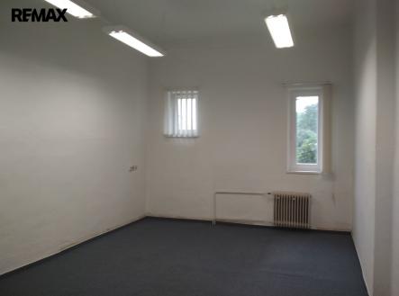 img-20200709-165230.jpg | Pronájem - kanceláře, 30 m²