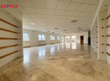img-4608-1.jpg | Pronájem - obchodní prostor, 276 m²