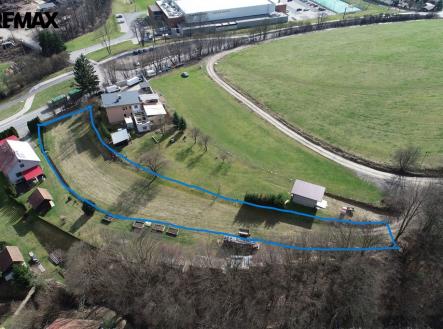 celkový pohled na pozemek | Prodej - pozemek pro bydlení, 1 704 m²
