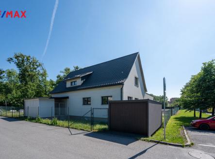 valmez-33.jpg | Prodej - dům/vila, 380 m²