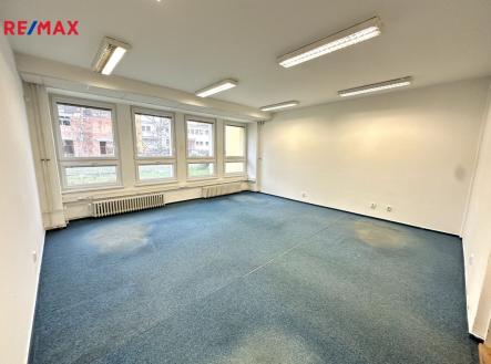 Pronájem - kanceláře, 43 m² obrázek