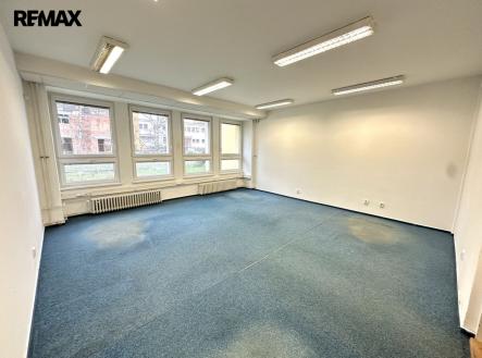 img-4522.jpeg | Pronájem - kanceláře, 43 m²