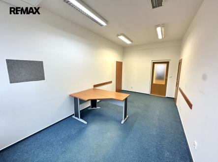 img-4515.jpeg | Pronájem - kanceláře, 21 m²