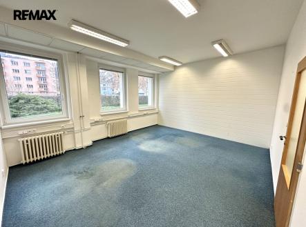 img-4519.jpeg | Pronájem - kanceláře, 28 m²