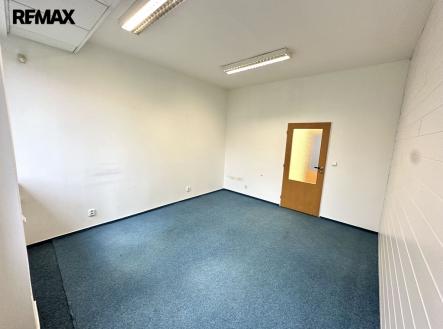 img-4513.jpeg | Pronájem - kanceláře, 19 m²