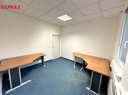 img-4501.jpeg | Pronájem - kanceláře, 14 m²