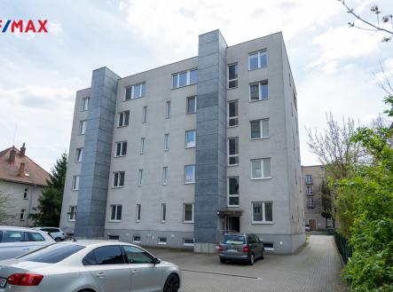 tomase-bati-20.jpg | Prodej bytu, 2+kk, 62 m²