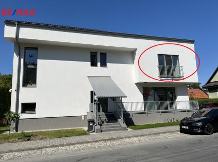 Pronájem bytu, 1+kk, 26 m² obrázek